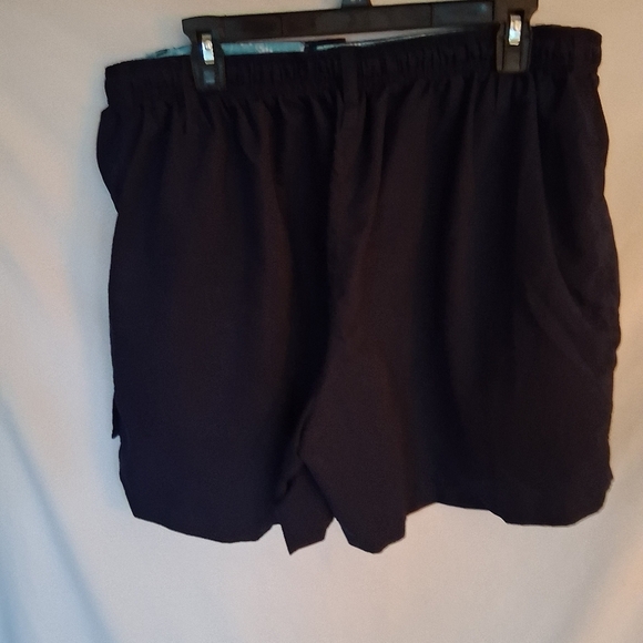 Women's Dark Blue Cargo Shorts - Picture 5 of 5